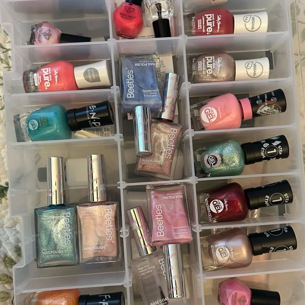 Nail Polish w/ Organizer 51 bottles, All New